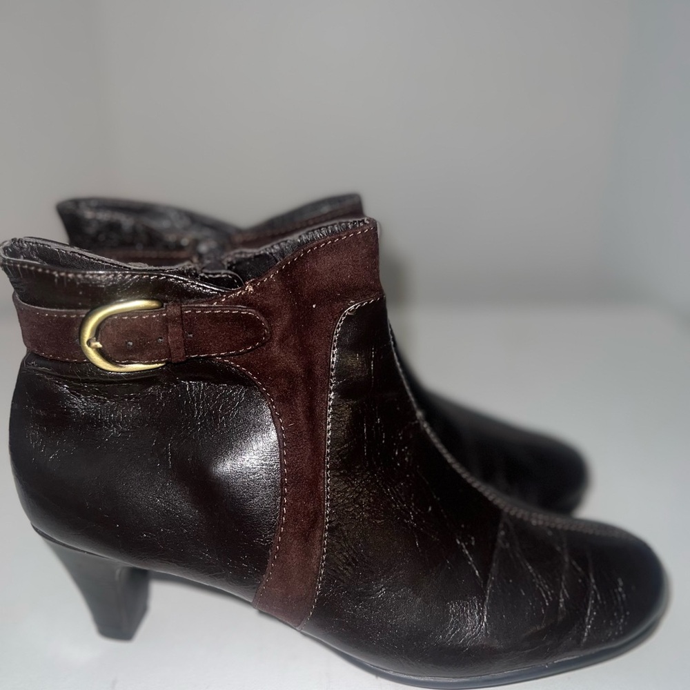 Areosoles Elegant Brown Leather Ankle Boots Women’s size 8.5 - Picture 7 of 11